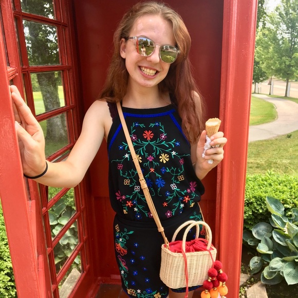 Meet your Posher, Madeline - Picture 2 of 3